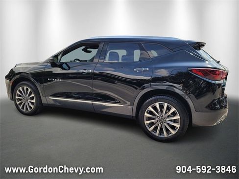 Used 2025 Chevrolet Blazer Premier w/ Driver Confidence II Package image 3