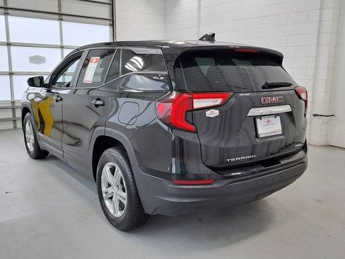 Used 2024 GMC Terrain SLE AWD/4WD image 7