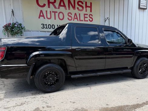 Used 2014 Honda Ridgeline SE image 2