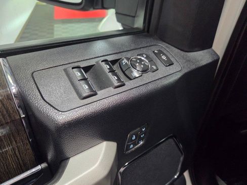 Used 2020 Ford F450 Lariat w/ Lariat Ultimate Package image 34