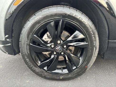 Used 2024 Buick Encore GX Sport Touring image 7