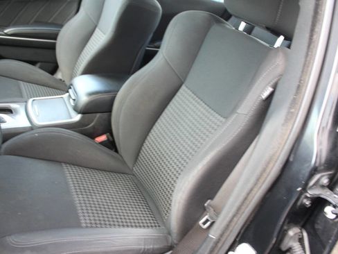 Used 2019 Dodge Charger GT image 12