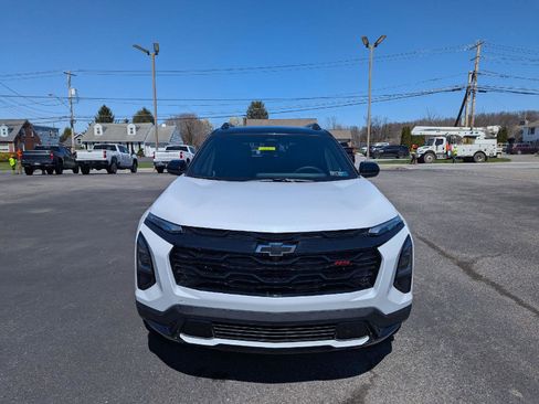 New 2026 Chevrolet Equinox RS w/ Convenience Package III AWD/4WD image 2