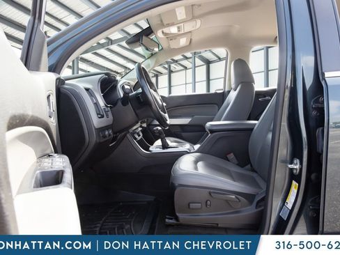 Used 2017 Chevrolet Colorado LT w/ Luxury Package, Chrome AWD/4WD image 3