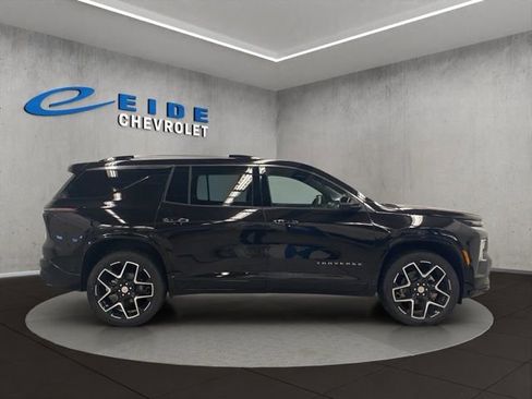 New 2026 Chevrolet Traverse High Country AWD/4WD image 2