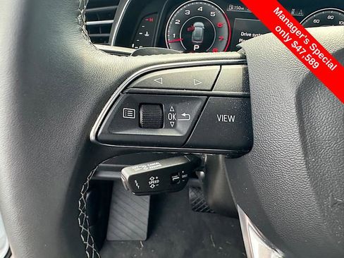 Used 2023 Audi Q8 Premium Plus image 21