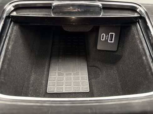 Used 2022 Lincoln Nautilus Reserve image 17