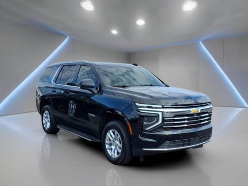 Used 2025 Chevrolet Tahoe LT image 1