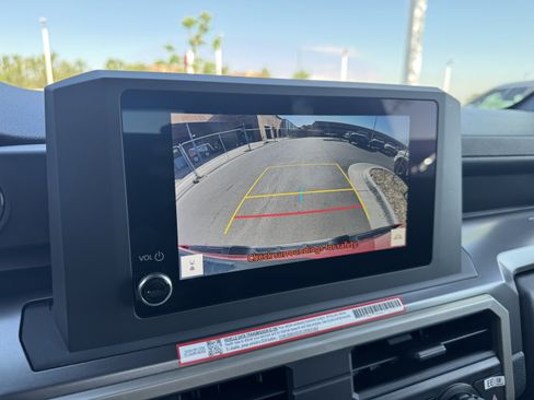 Certified 2025 Toyota Tacoma TRD Sport AWD/4WD image 34