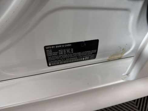 Used 2018 BMW M3 image 28