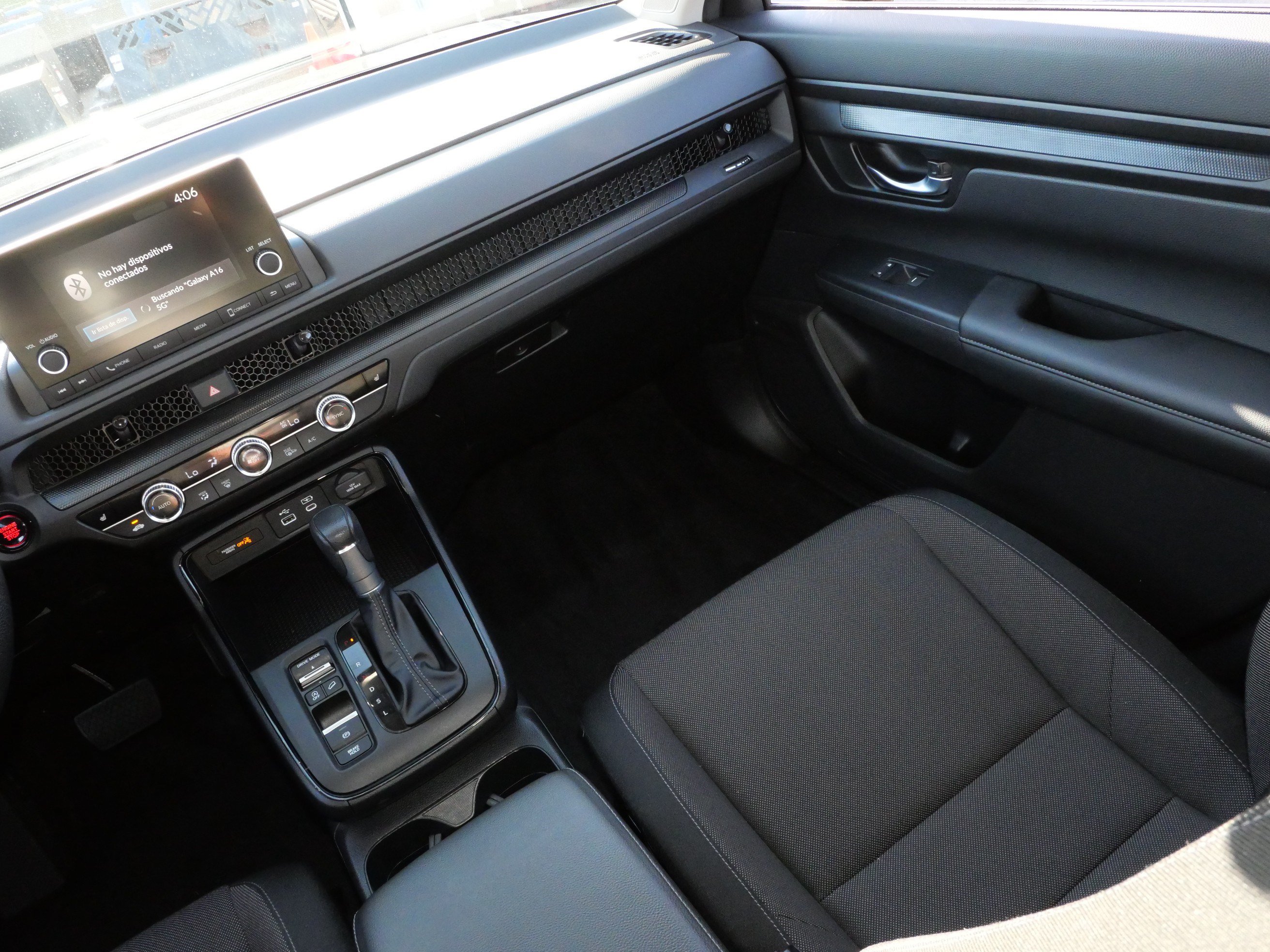 Used 2024 Honda CR-V EX image 11