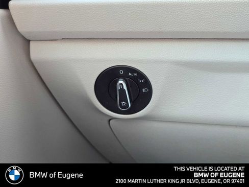 Used 2022 Volkswagen Jetta SE FWD image 31