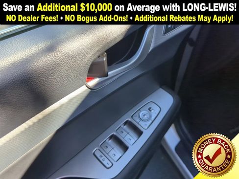 Used 2023 Hyundai Palisade SEL w/ Premium Package image 16