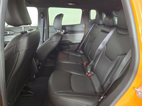 New 2026 Jeep Compass Latitude image 30