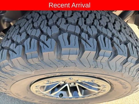 Used 2025 Jeep Wrangler Unlimited Rubicon image 9