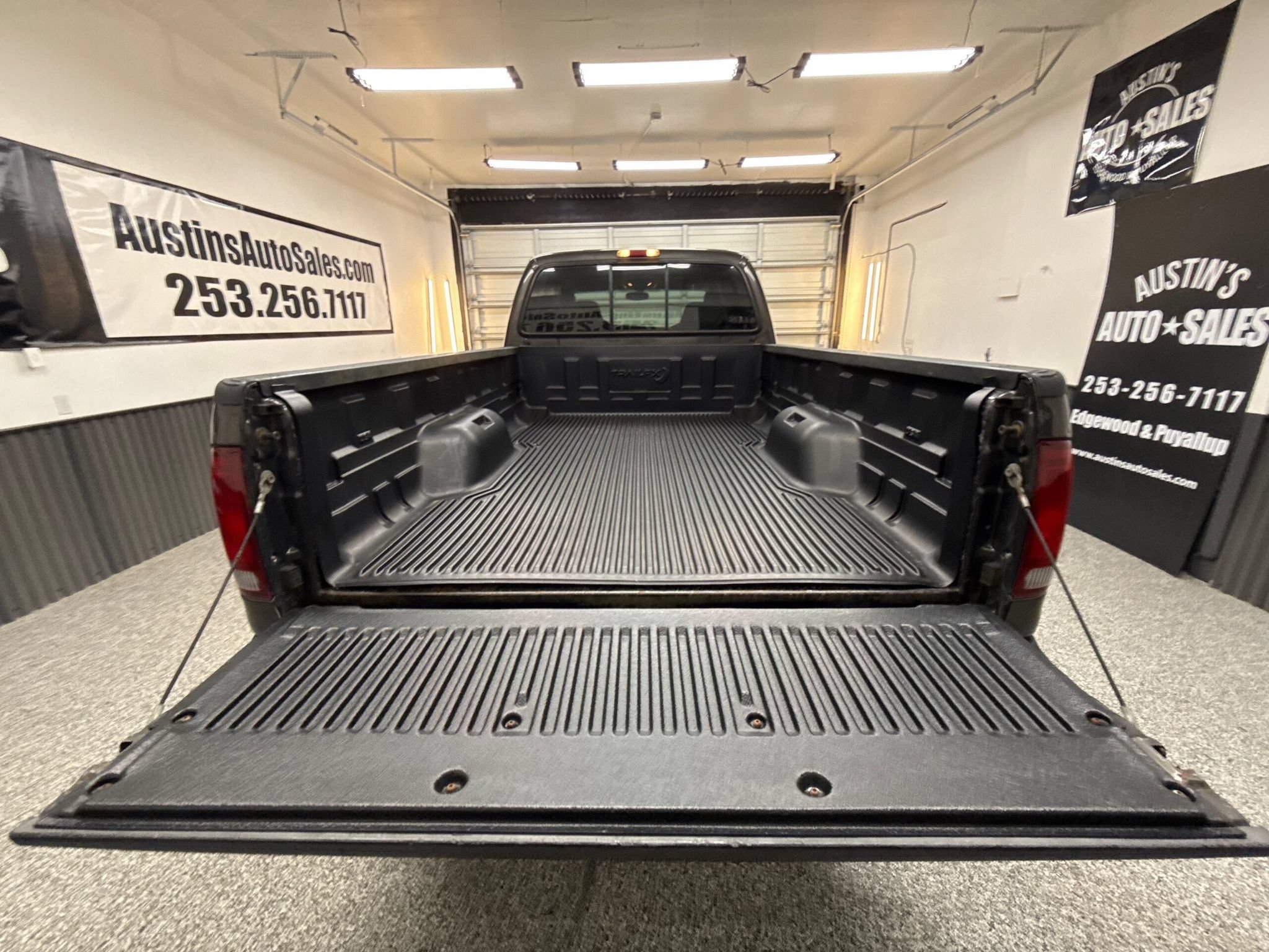 Used 2005 Ford F250 Lariat AWD/4WD image 11