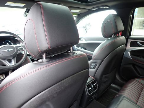 Used 2023 Genesis G70 2.0T w/ Sport Prestige Package AWD/4WD image 15