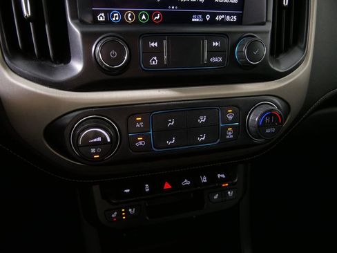 Used 2021 GMC Canyon Denali image 24