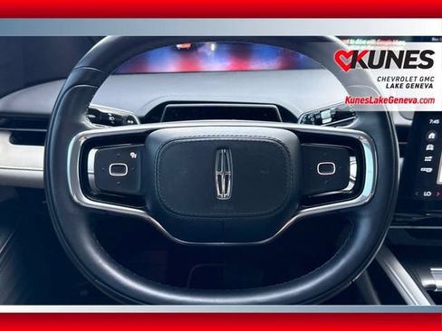 Used 2024 Lincoln Nautilus Reserve AWD/4WD image 34
