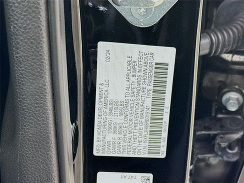 Used 2024 Honda Civic Sport image 14