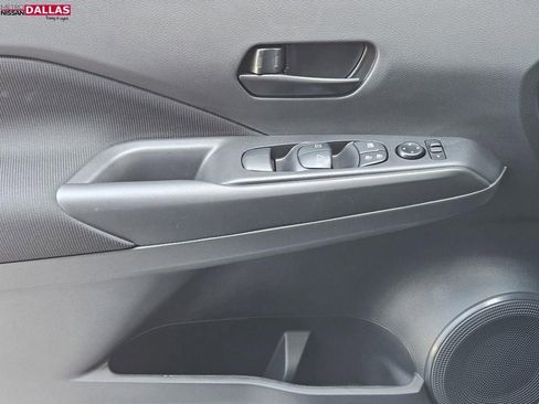 New 2025 Nissan Kicks Play S image 17