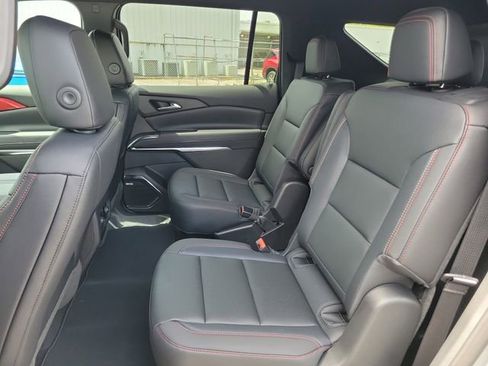 New 2026 Chevrolet Traverse Z71 w/ Enhanced Driving Package AWD/4WD image 11