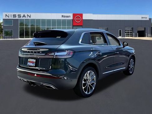 Used 2023 Lincoln Nautilus Reserve w/ Equipment Group 201A AWD/4WD image 3