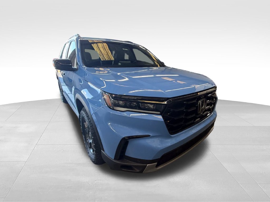Used 2024 Honda Pilot TrailSport image 7