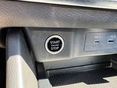 Used 2023 Nissan Rogue SV image 21