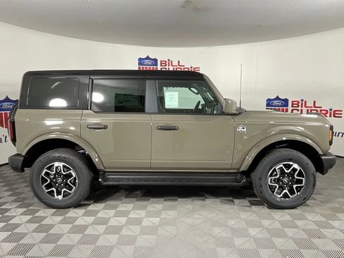 New 2026 Ford Bronco Outer Banks AWD/4WD image 2