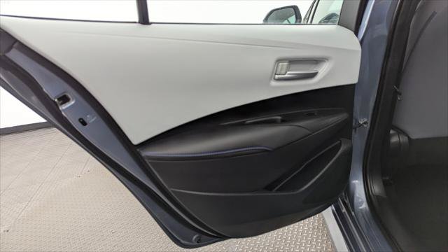 Used 2022 Toyota Corolla SE FWD image 16