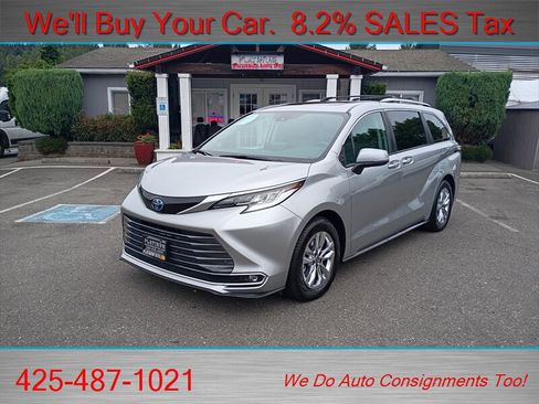 Used 2023 Toyota Sienna Limited AWD/4WD image 1