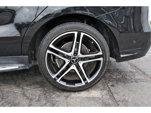 Used 2018 Mercedes-Benz GLE 43 AMG 4MATIC image 35