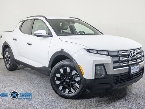 Used 2025 Hyundai Santa Cruz SEL AWD/4WD image 1