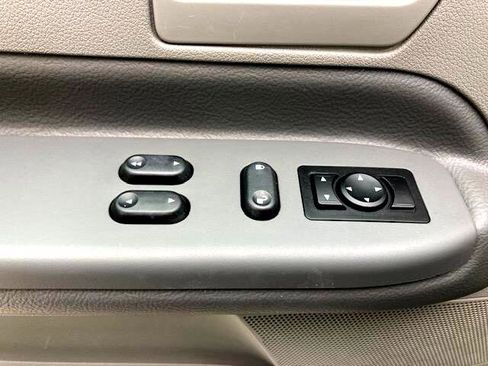 Used 2004 Ford Freestar SE image 14