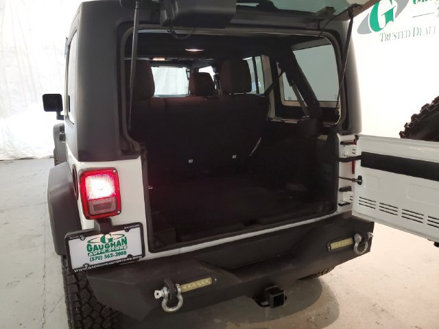 Used 2017 Jeep Wrangler Unlimited Sport AWD/4WD image 6