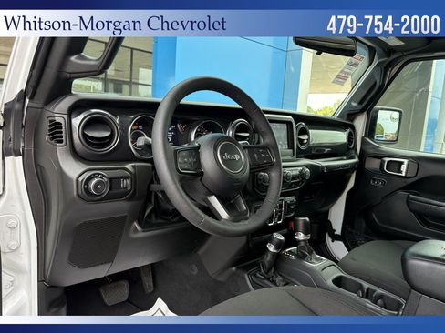Used 2023 Jeep Wrangler Unlimited Sport AWD/4WD image 10