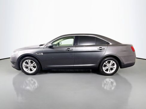 Used 2017 Ford Taurus SE image 6