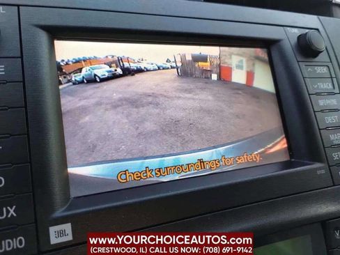 Used 2011 Toyota Prius Five image 14