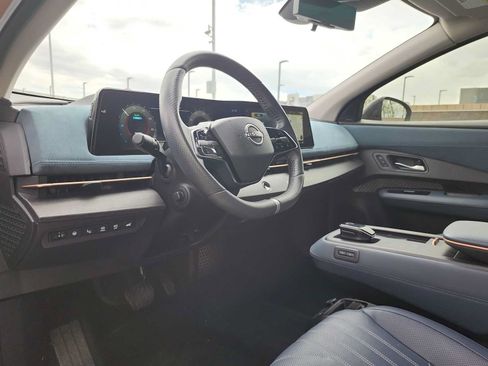 Used 2023 Nissan Ariya AWD/4WD image 10