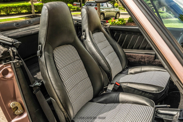 Used 1988 Porsche 911 Carrera RWD image 58