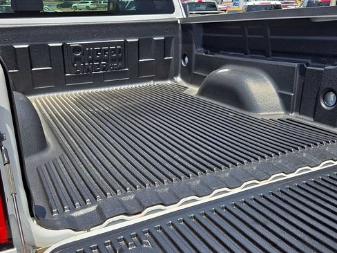 Used 2022 Chevrolet Colorado LT w/ Fleet Safety Package AWD/4WD image 8
