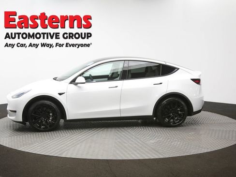 Used 2021 Tesla Model Y Long Range image 56