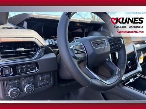 New 2026 GMC Yukon XL Denali w/ Denali Reserve Package image 15