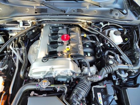 Used 2025 MAZDA MX-5 Miata RF Club w/ Interior Package image 9