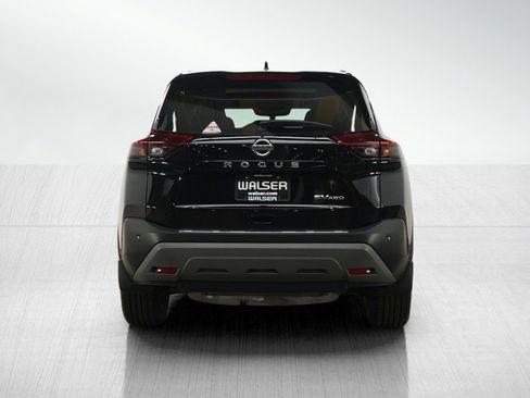 Used 2021 Nissan Rogue SV w/ Premium Package AWD/4WD image 4