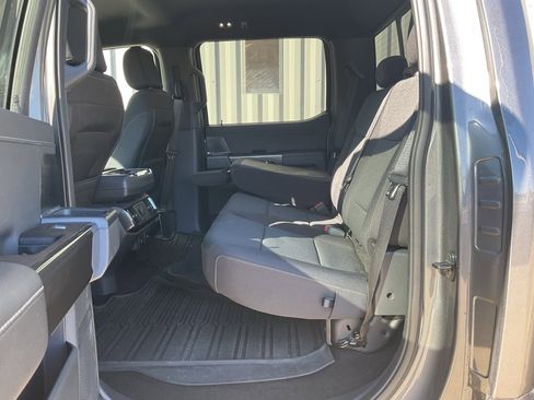 Used 2022 Ford F150 XLT w/ Equipment Group 302A High image 18