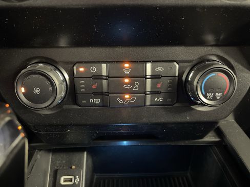 Used 2019 Ford F150 XLT w/ Equipment Group 302A Luxury image 25