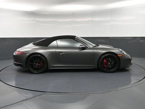 Certified 2017 Porsche 911 Carrera 4S AWD/4WD image 9