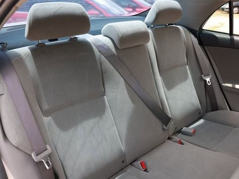 Used 2011 Toyota Corolla LE FWD image 17